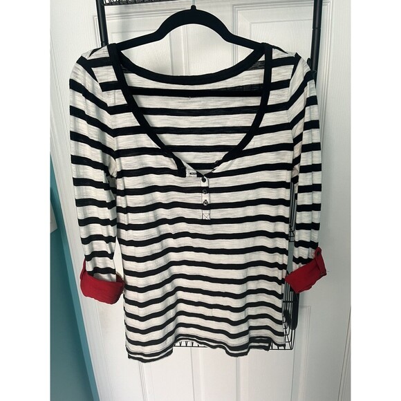 Express Womens Button Neck 3/4 Sleeve Blouse White/Black/Red Size S Lightly Worn - Picture 1 of 4
